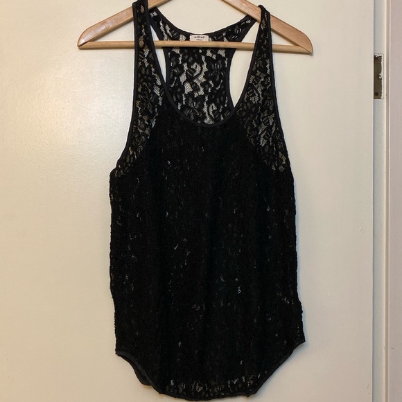 Wilfred Tops - Aritzia Wilfred Lace Tank Wilfred Tops - Aritzia Wilfred Lace Tank